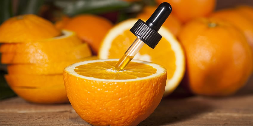 Vitamina C no rosto e outros antioxidantes tópicos